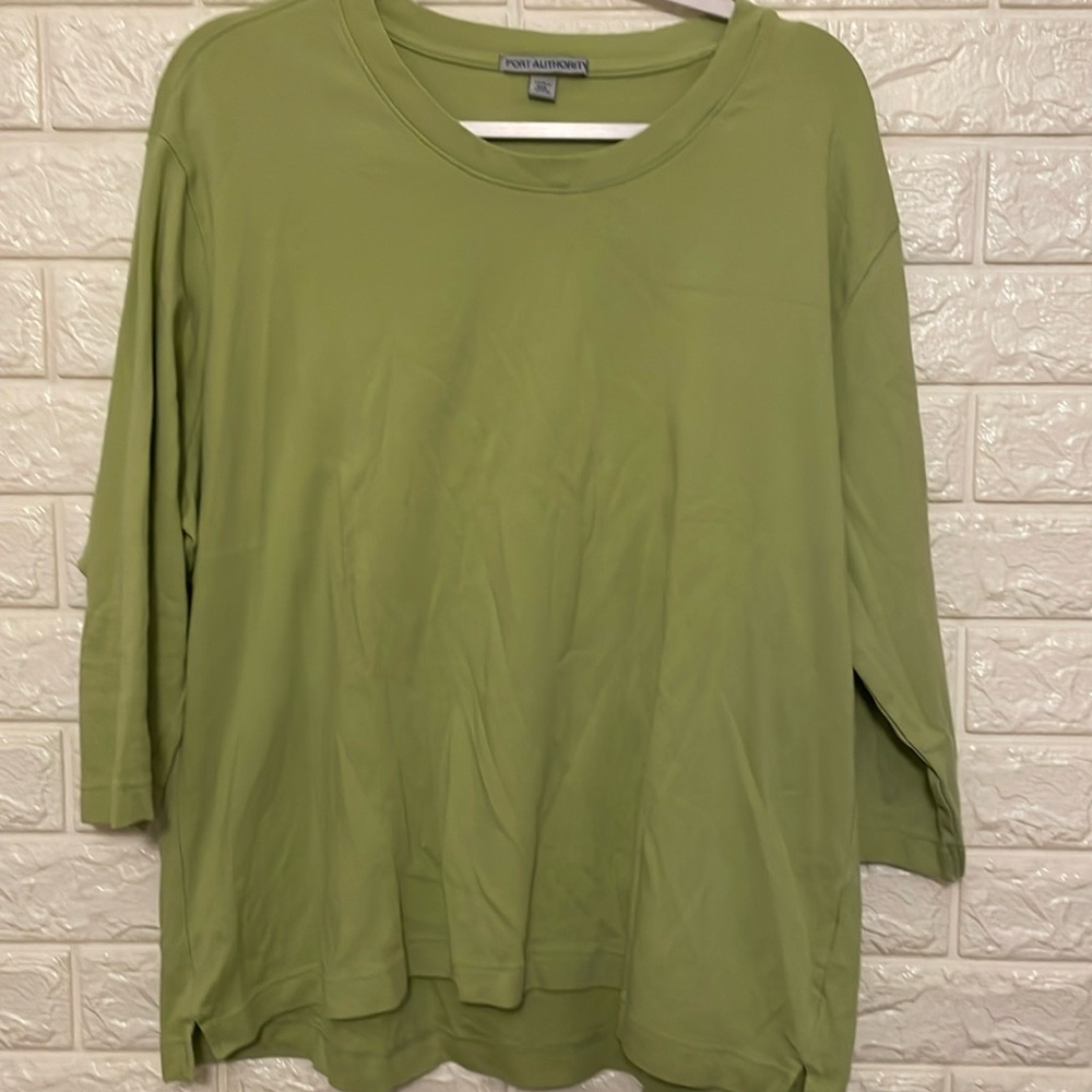 #066. Green Tunic Top
